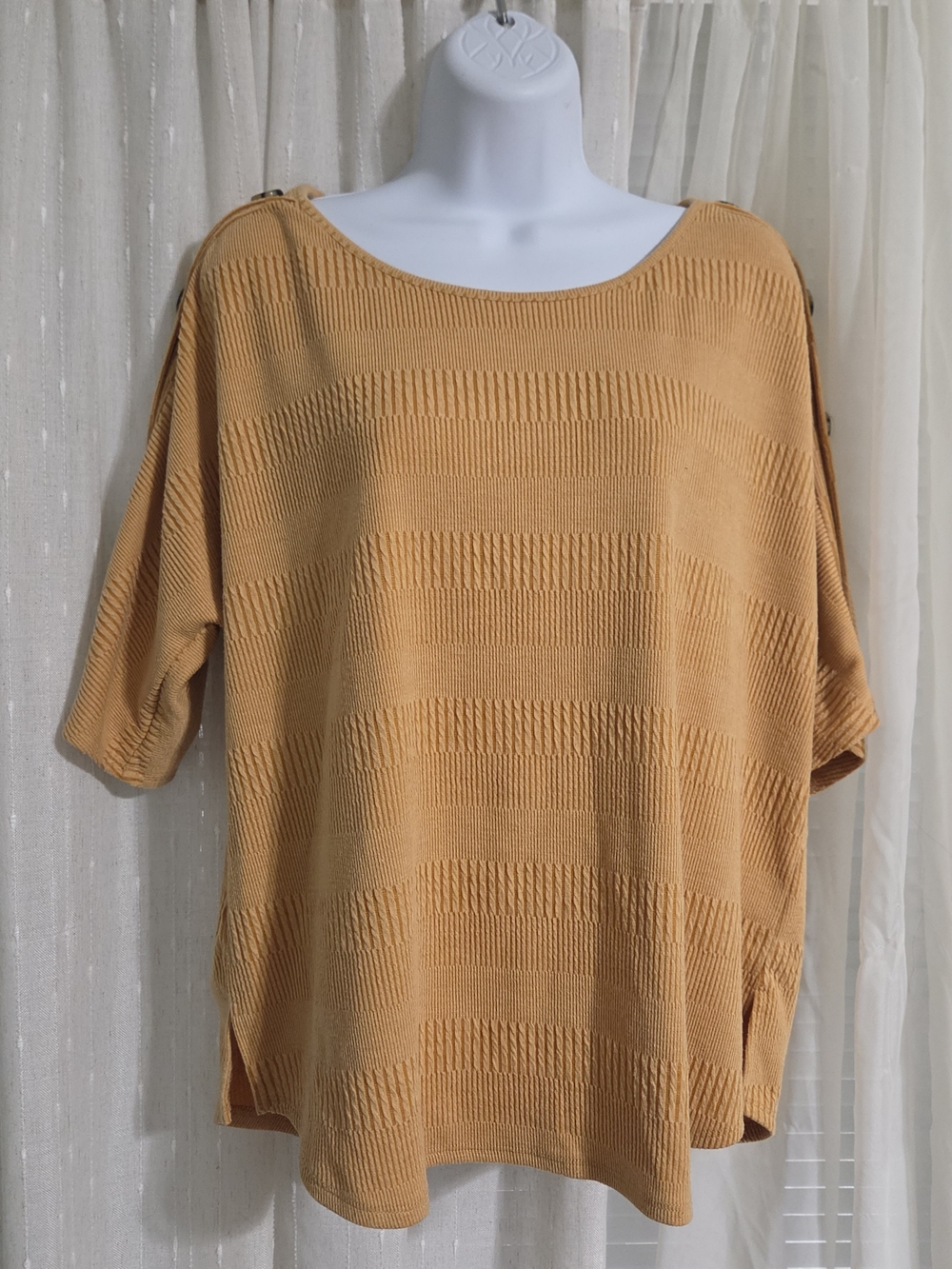 AUW Mustard Short-Sleeve Scoop Neck Knit Sweater